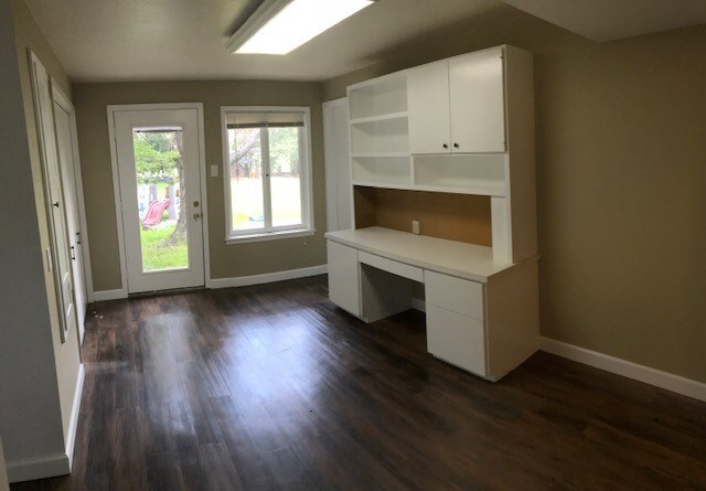 office and laundry bonus room