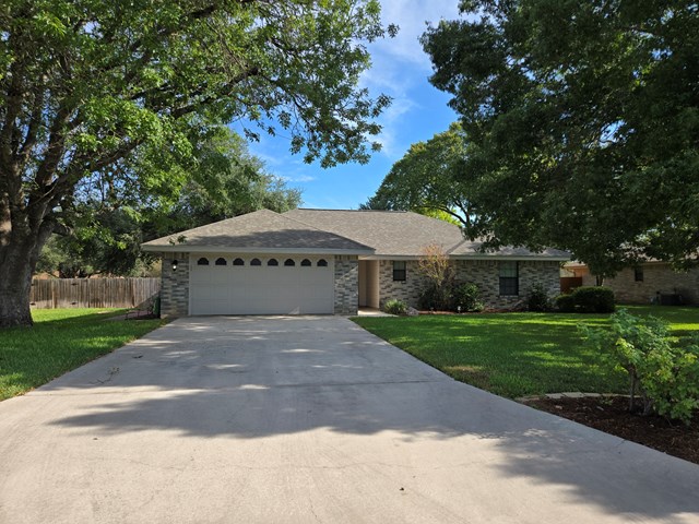 772 country club dr